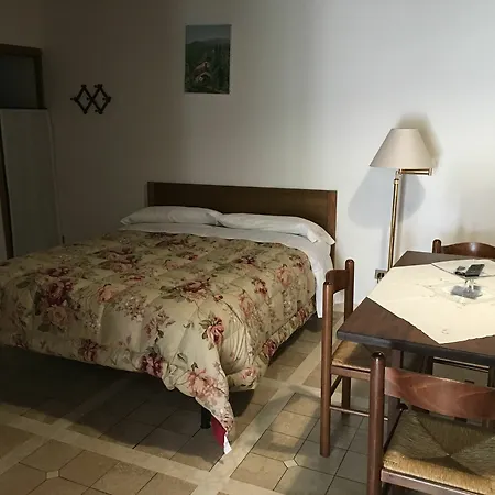 Farm stay Poggio Baroni *